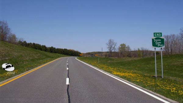 The End of the Taconic State Pkwy(official)